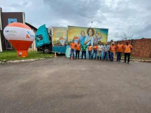 Guaraí, Pequizeiro e Centenário recebem projeto gratuito com distribuição de protetores de tomada e troca lÃ¢mpadas por LED