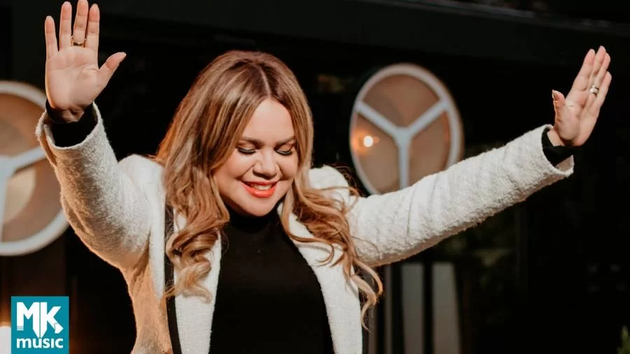 Ao DT, Sarah Farias compartilha expectativa de voltar ao palco do "Palmas Capital da Fé" e enumera principais canções da sua carreira