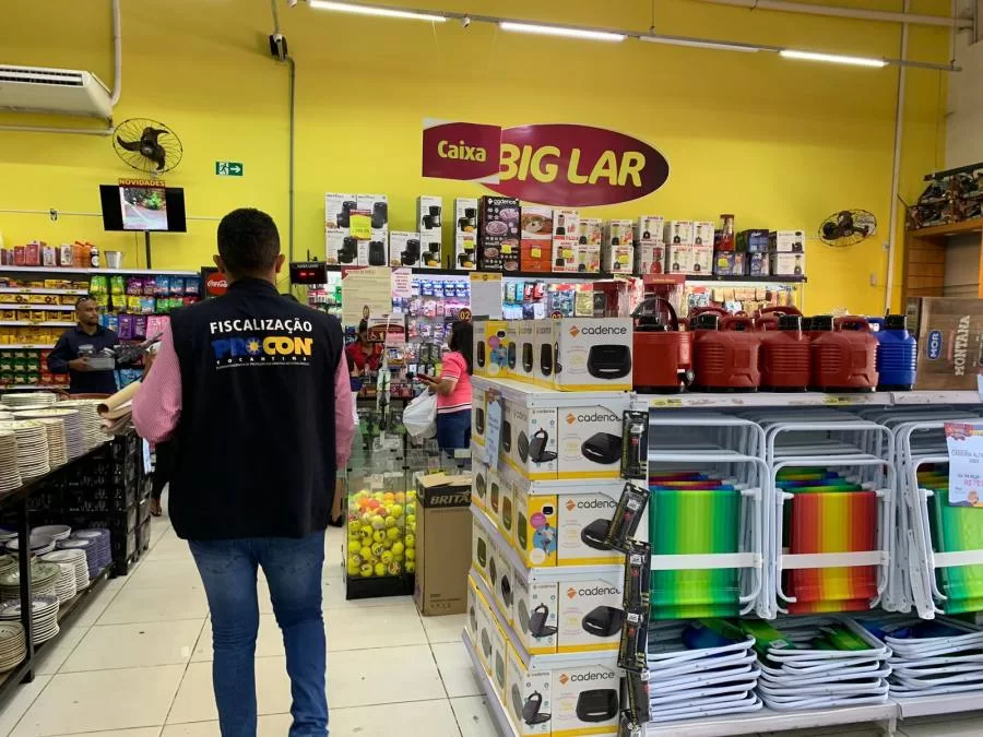 Em Gurupi, Procon Tocantins autua loja por falta de preço nos produtos