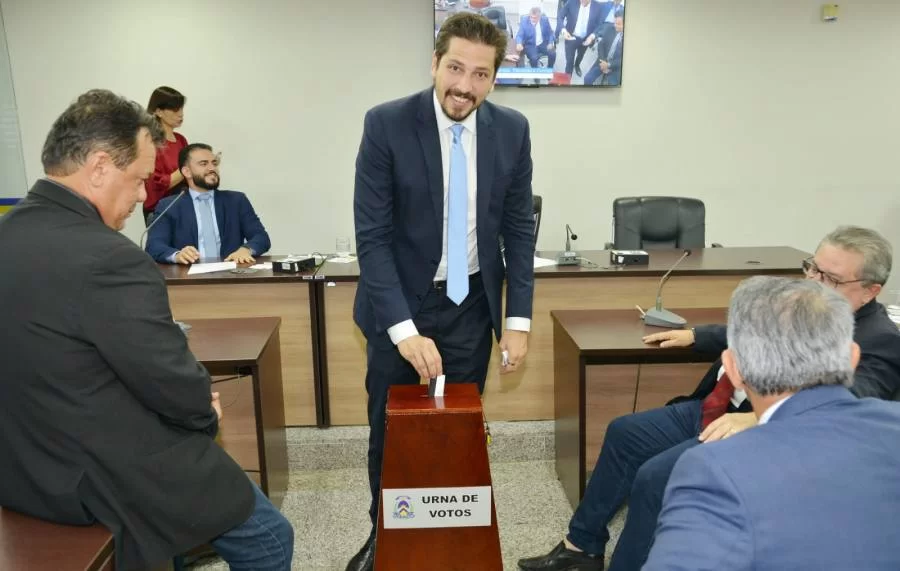Olyntho é eleito presidente da Comissão de Finanças, Tributação, Fiscalização e Controle da Assembleia Legislativa