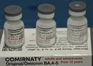 Vacinas bivalentes começam a ser aplicadas nesta segunda no Tocantins