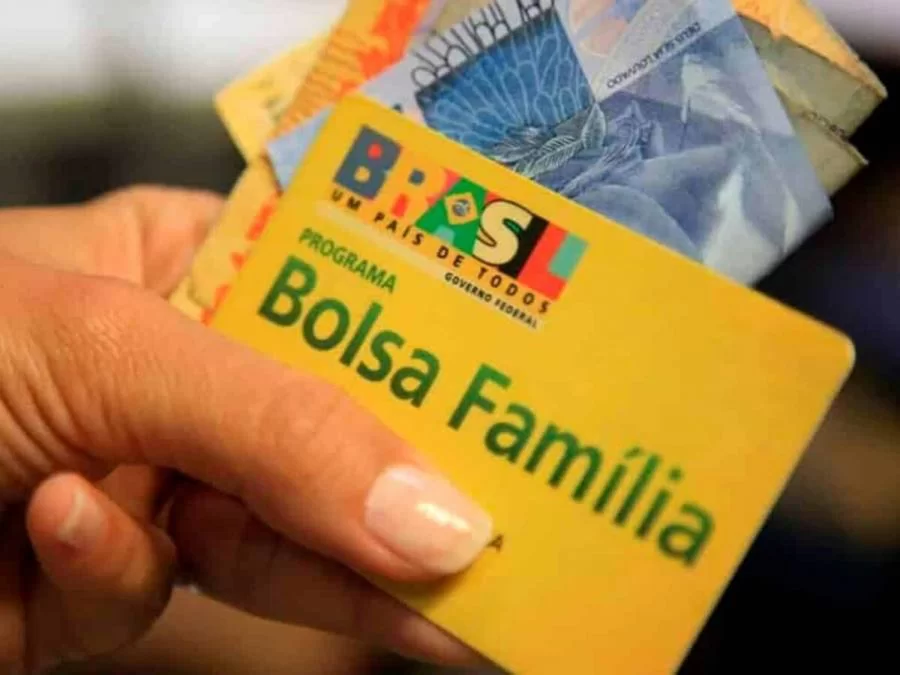 Tem dúvidas sobre o Bolsa Família? Confira perguntas e respostas sobre o programa