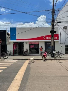 Usuário se revolta com demora no atendimento bancário, em Colinas; o que fazer nesses casos?