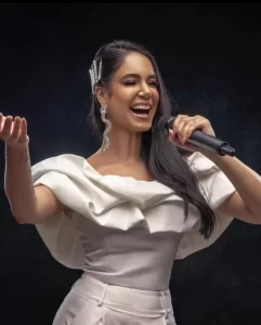 Cantora Allana Macedo anuncia gravação do segundo DVD – "Não Sei Se Canto ou Se Choro"