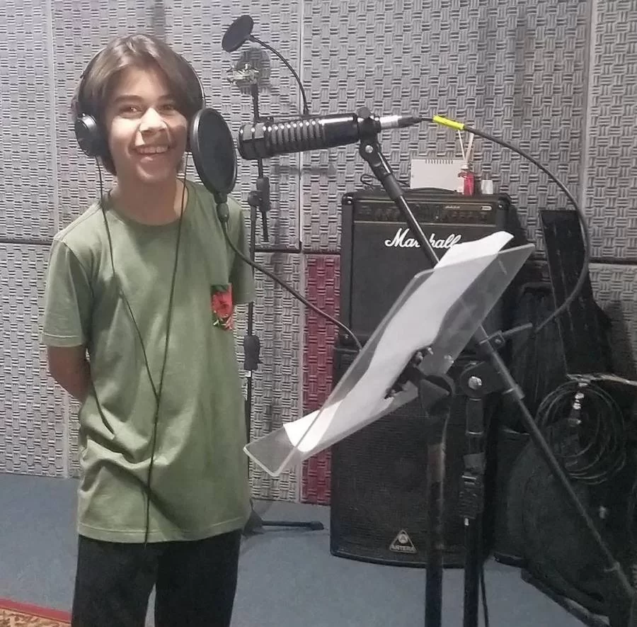 Felipe Lago, ator mirim, comenta início da carreira e desafios