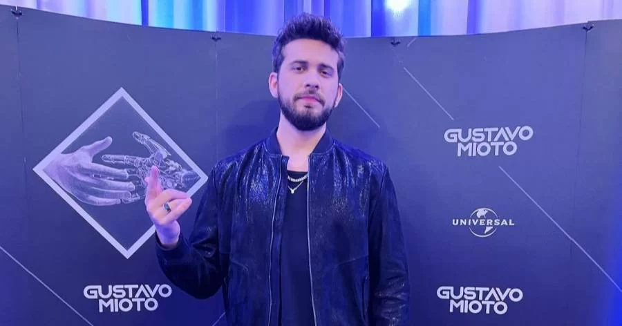 Com mega produção, Gustavo Mioto apresenta novo show em São Paulo