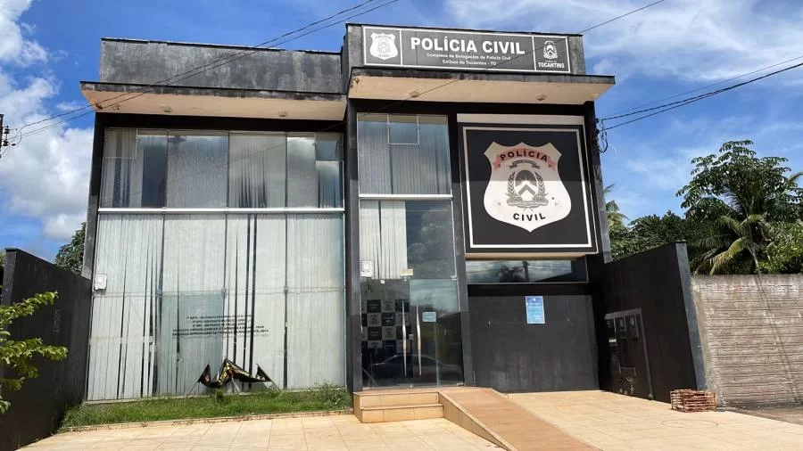 Em Colinas, casal é rendido dentro de casa e obrigado a fazer pix para dupla de assaltantes encapuzados