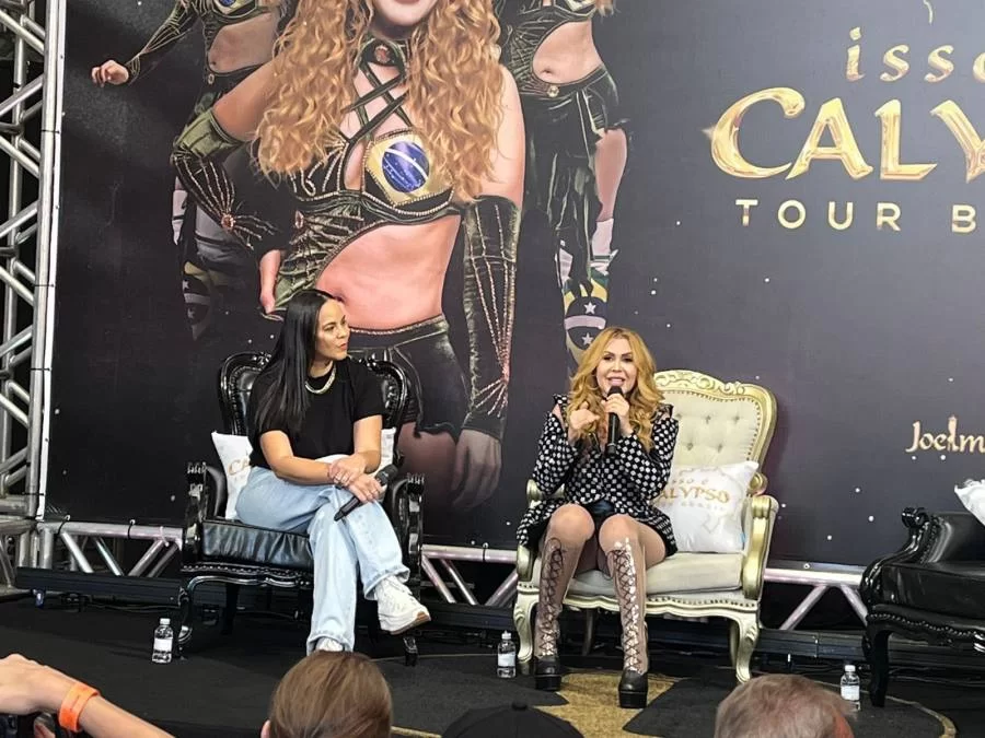 Exclusivo: durante coletiva de imprensa Joelma anuncia participação de Pocah em seu DVD