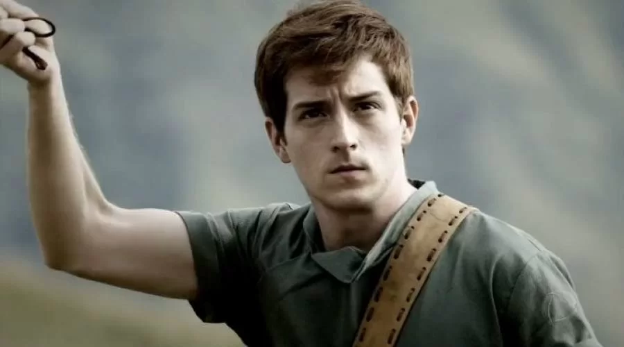 Gabriel Vivan, ator que viveu Davi na série da Record TV, compartilha com exclusividade carreira de ator e músico; confira