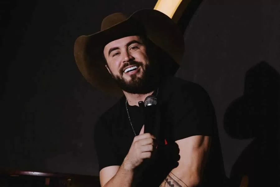 Primeiramente: AOBA! Um show bruto, rústico, sistemático e divertido com Marcus Cirillo