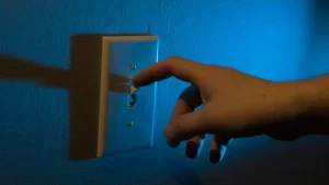 Período de estiagem no Tocantins: descuidos podem elevar o valor da conta de energia; confira dicas para economizar