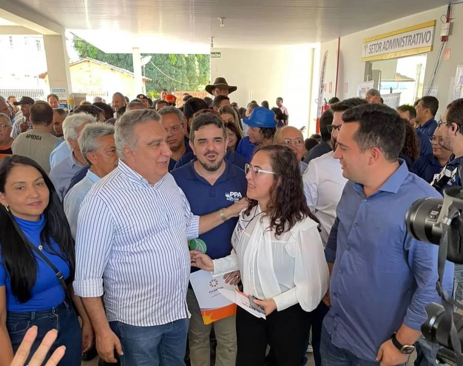 Em exercício, Laurez Moreira fala da importÃ¢ncia da comunidade de Colinas e região no planejamento plurianual do Estado; confira como foi