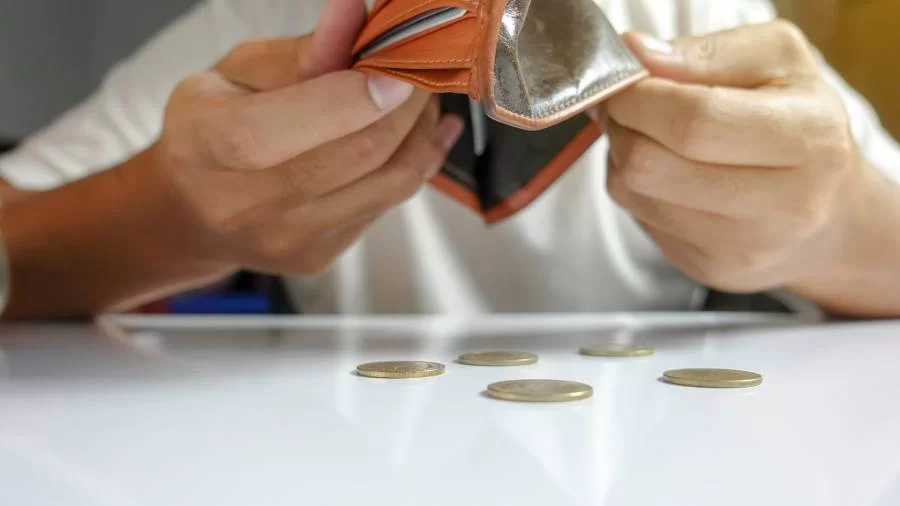 Entenda como a elevação do mínimo existencial pode beneficiar superendividados de cobranças