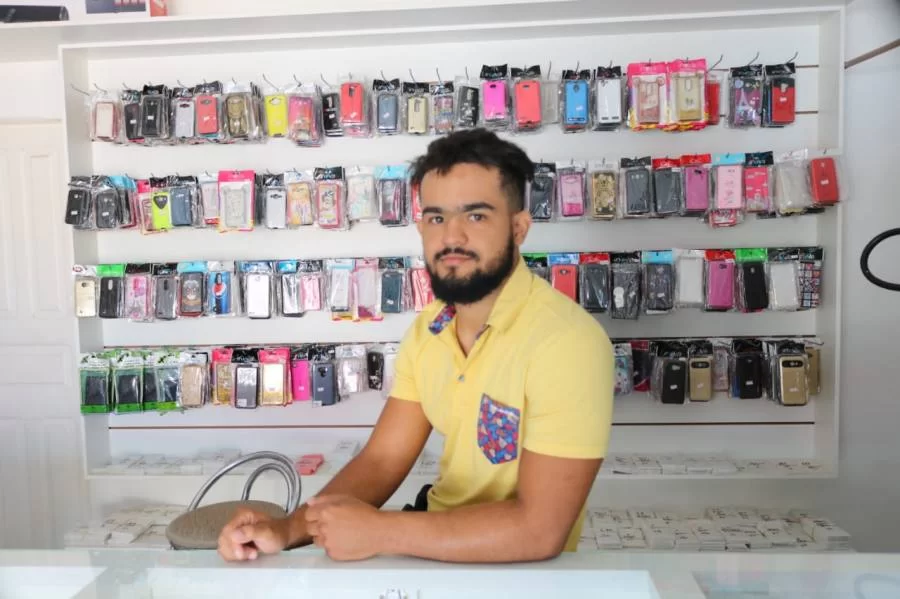 Tecnologia fomenta mercado de celulares e acessÃÂ³rios