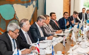 Durante reunião com Lira, em Brasília, Wanderlei Barbosa defende interesses do Estado na construção e aprovação da reforma tributária