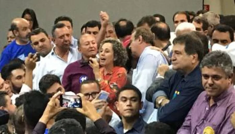 Carlesse estÃÂ¡ em BrasÃÂ­lia e deve se reunir com Josi, Halum e Botelho