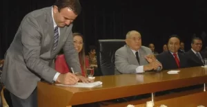 Siqueira Campos segue sendo homenageado na ALETO