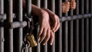 Homem investigado por ameaçar de morte, agredir e manter a própria esposa em cárcere privado é preso em Palmeirante