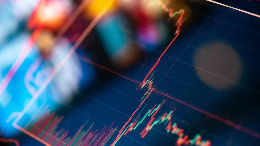 Ibovespa sobe 123 mil pontos e atinge maior nível em 2 anos; dólar cai