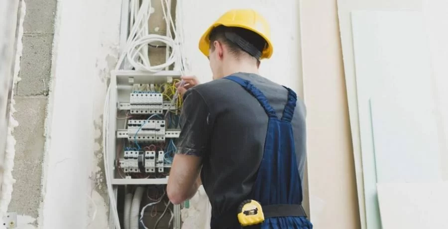 SENAI está com processos seletivos para Instrutores em Gestão, Energia e Automotiva (MOTOS) em quatro cidades do TO