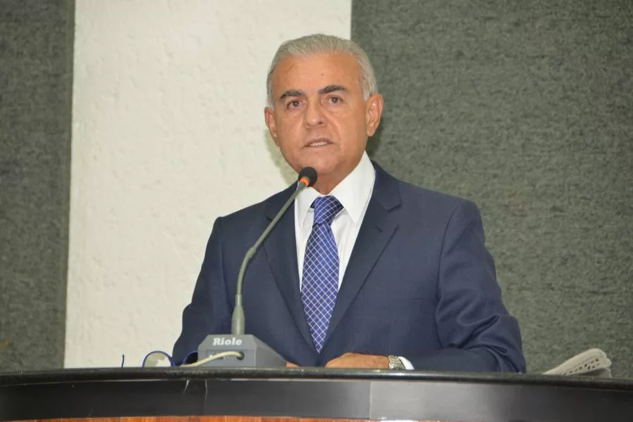 Paulo MourÃÂ£o lamenta falta de preocupaÃÂ§ÃÂ£o da sociedade com o futuro