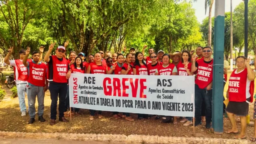 Greve dos Agentes de Endemias e Saúde de Colinas chega ao nono dia