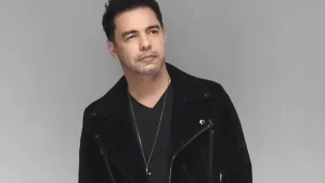 Zezé di Camargo sobre críticas Ã  sua voz: "os cães ladram e a caravana passa"
