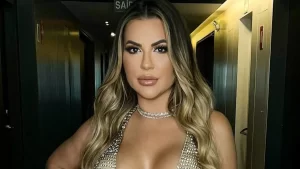 "Vou sair do hospital amanhã e o pau vai torar", diz Deolane Bezerra após ter Instagram hackeado