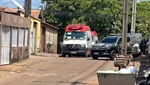 Paciente com transtornos mentais furta ambulÃ¢ncia do Samu parada no Pronto Atendimento