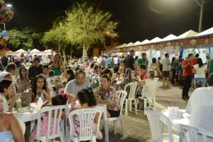 Almir Sater abre primeira noite do Festival Gastronômico; Veja programação completa