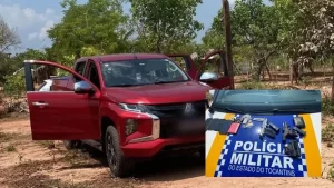 Quatro empresários são presos após irem armados atrás de suspeito que furtou supermercado