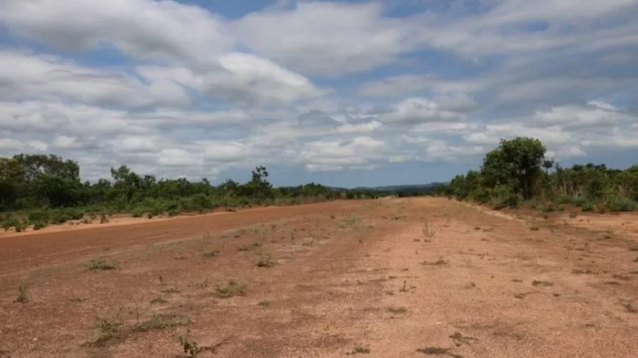 Que fim deu o projeto para construção do Aeroporto de Colinas? investimento do Governo Federal foi de milhões