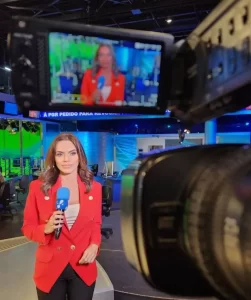 Jornalista Gabriela Di França compartilha desafios e histórias que marcaram a vida profissional