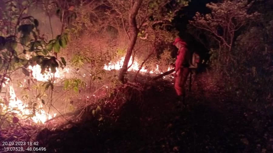 Força-tarefa do CBMTO e Defesa Civil Estadual controla incÃªndio que atingiu 35 mil hectares