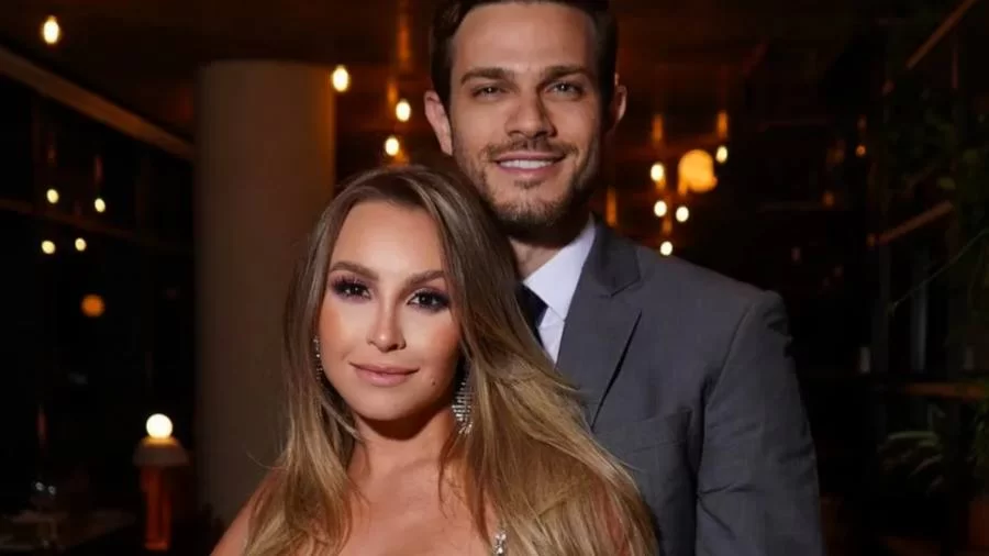 Após dois meses separados, Carla Diaz e Felipe Becari reatam o namoro