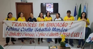 Nova greve é aprovada por professores de Guaraí