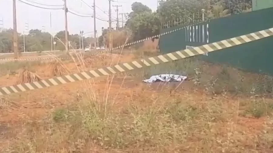 Durante discussão no trÃ¢nsito de Palmas, homem saca arma, mata motociclista e tenta fugir para Brasília