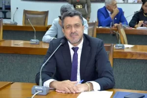 PL de Luciano concede atendimento preferencial a doadores de sangue e medula