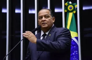 Senador Eduardo Gomes destina R$ 500 mil para construção de nova praça no município de Mateiros, na região do Jalapão