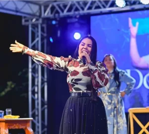 Cantora Gospel lança novo Single "Deus não falha"; confira