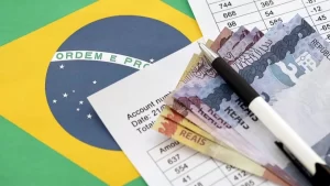 Especialista em finanças orienta sobre o uso estratégico do 13Âº Salário para começar 2024 com o pé direito
