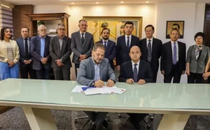 Governo recebe comitiva chinesa e assina carta de intenções para investimentos no Estado