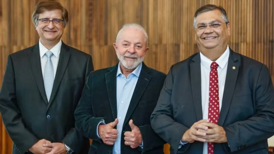 Lula oficializa indicações de Dino para o STF e Gonet para PGR