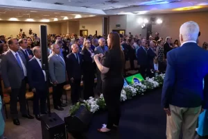 Senador Eduardo Gomes participa do lançamento nacional do PL60+ em Brasília