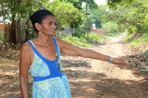 Moradores pedem atenÃÂ§ÃÂ£o para a Rua ParaÃÂ­so no Bairro Santo AntÃÂ´nio