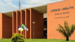 Aleto cria indenização de 40% para cargos de representação dos deputados