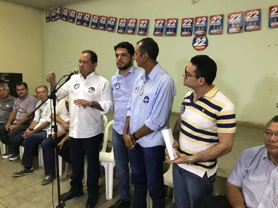Reta final: Prefeito de Nova Olinda decide apoiar Vicentinho