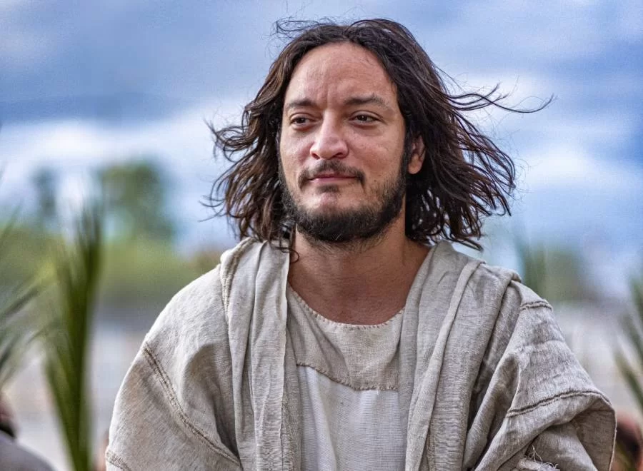 Interpretar Jesus será uma fonte de transformação, afirma o ator Allan Souza Lima