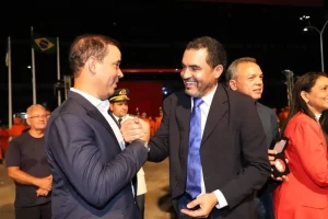 Governador comemora recurso emergencial de R$ 2 milhões de Vicentinho Júnior para Saúde