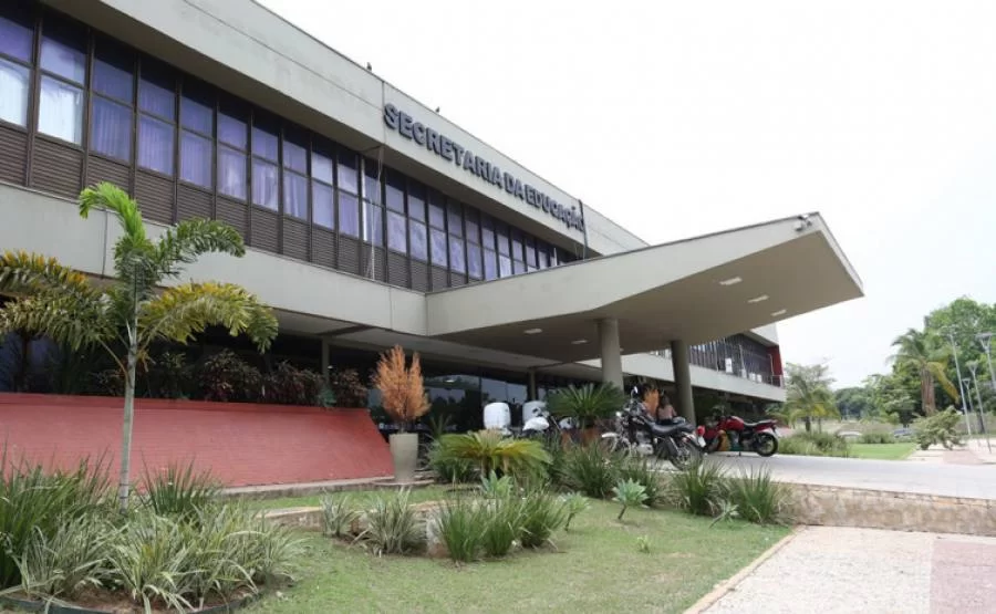 Governo homologa concurso da Educação e convoca os candidatos aprovados; posse será de forma digital